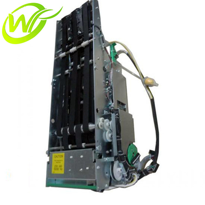 A máquina do ATM parte o apresentador 4450719464 do NCR 6622 445-0719464
