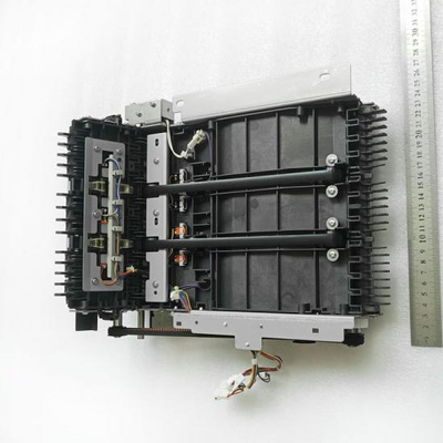 As peças BRM da máquina do NCR ATM constroem uma ponte sobre o transporte 0090029372 009-0029372